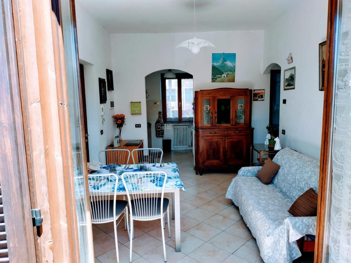 ヴェルバーニアCasa Marinaアパートメント エクステリア 写真